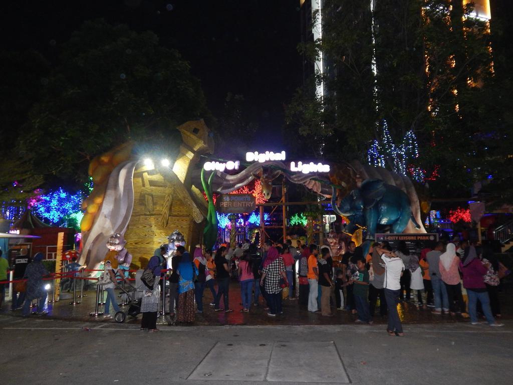 Wadi Iman Guesthouse @ I-City Shah Alam Ruang foto