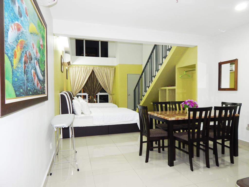 Wadi Iman Guesthouse @ I-City Shah Alam Bagian luar foto