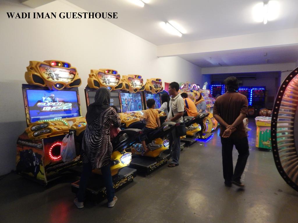 Wadi Iman Guesthouse @ I-City Shah Alam Bagian luar foto
