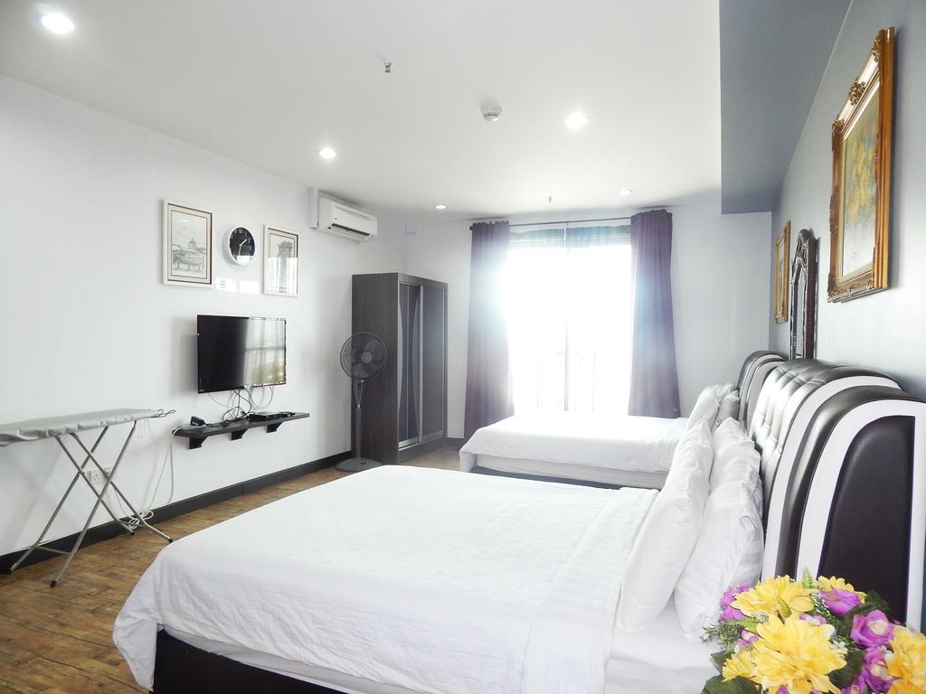 Wadi Iman Guesthouse @ I-City Shah Alam Bagian luar foto