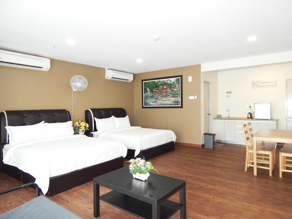 Wadi Iman Guesthouse @ I-City Shah Alam Bagian luar foto